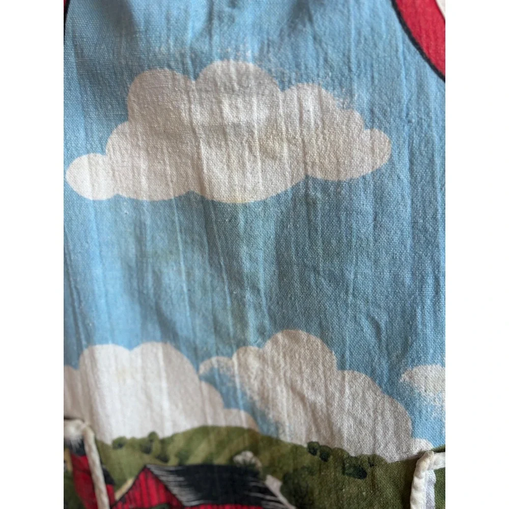 VTG Farm Scene Cotton Country Apron Red Barn Holstein Cow Cottagecore grannycore